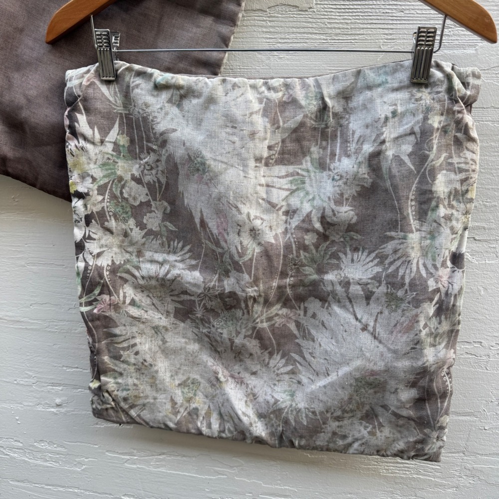 Matthew Williamson Jungle Bloom 2pc Pillow Covers 18x18 Brown Linen Floral